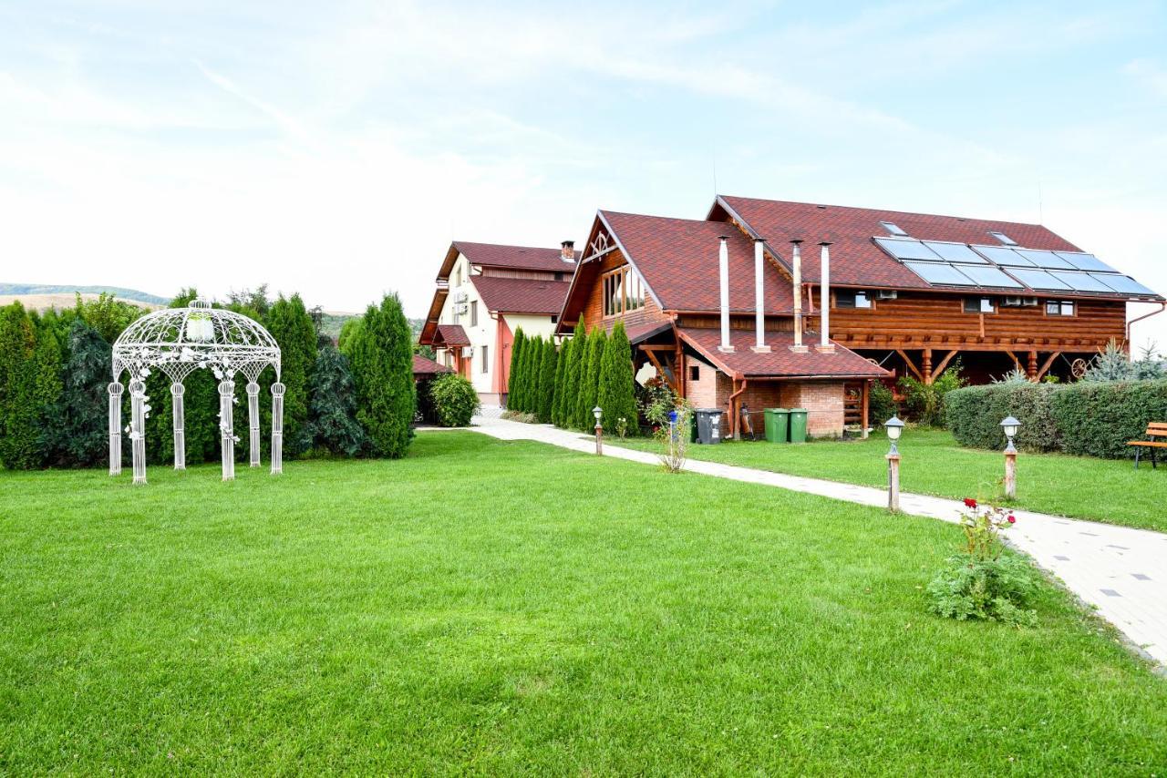 Casa Moteasca Hotel Mihai Viteazu  Exterior foto